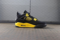 Air Jordan 4 Thunder Black / Yellow Sneakers