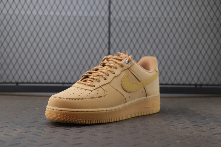 Air Force 1 Low Flax Sneakers