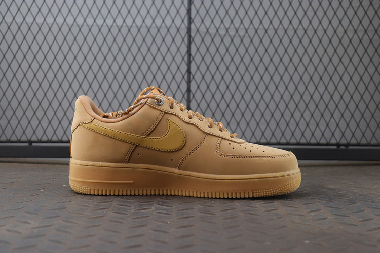 Air Force 1 Low Flax Sneakers