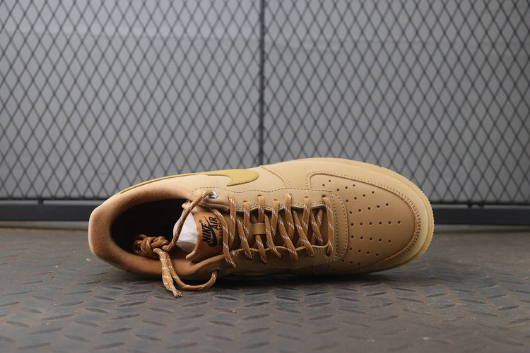 Air Force 1 Low Flax Sneakers