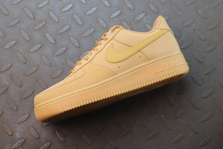 Air Force 1 Low Flax Sneakers