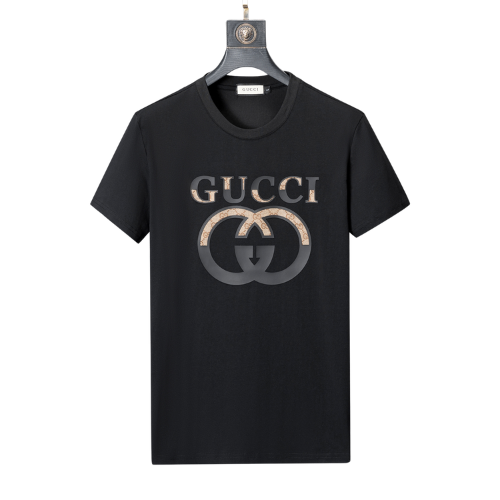 Gucci Black Shirt with Logo in the Center - Men