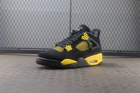 Air Jordan 4 Thunder Black / Yellow Sneakers