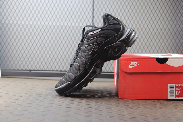 Nike Air Max Plus Men's Shoes